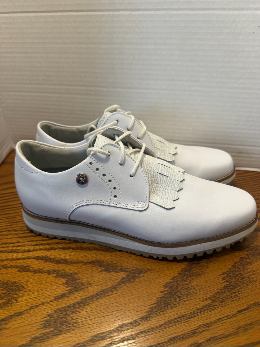 Footjoy golf shoes woman’s classic White Lace-Up Oxford Shoe with Fringe Kiltie - Picture 5 of 13